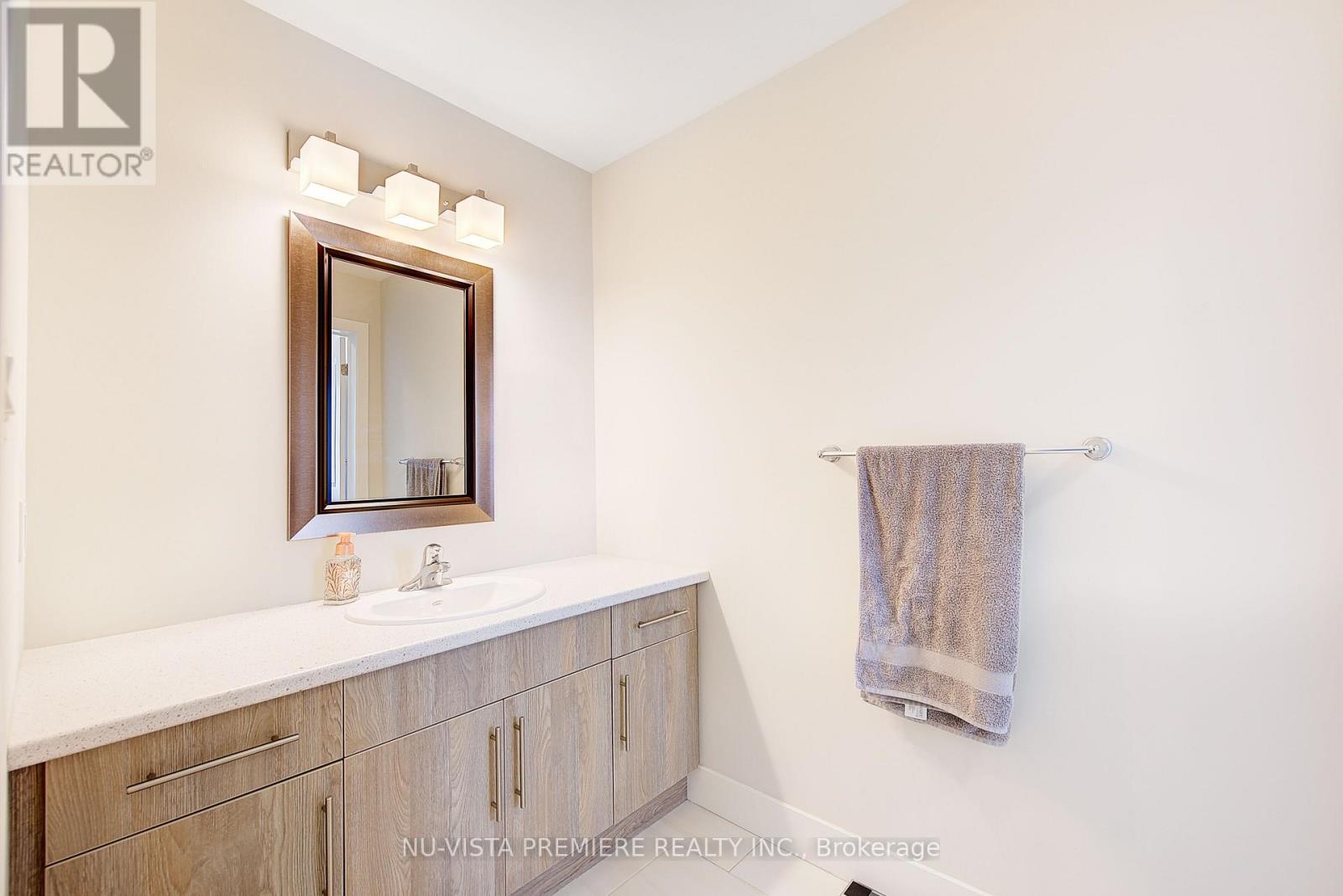563 Chelton Road, London South, Ontario  N6M 0H8 - Photo 22 - X12401315