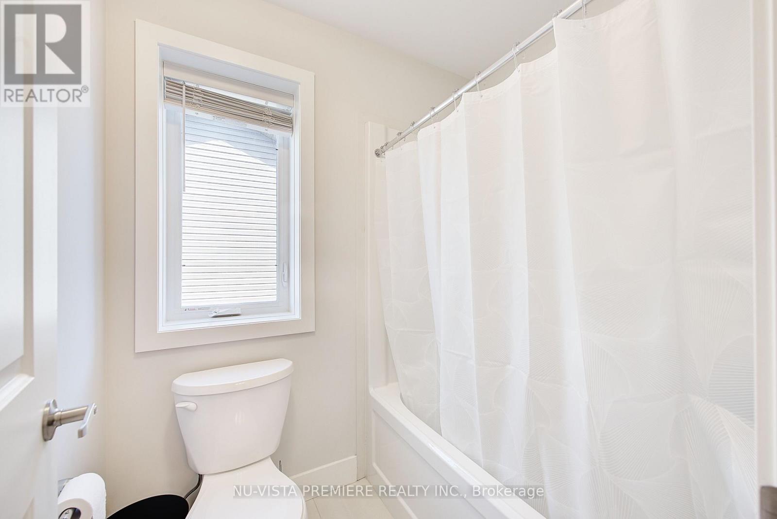 563 Chelton Road, London South, Ontario  N6M 0H8 - Photo 23 - X12401315