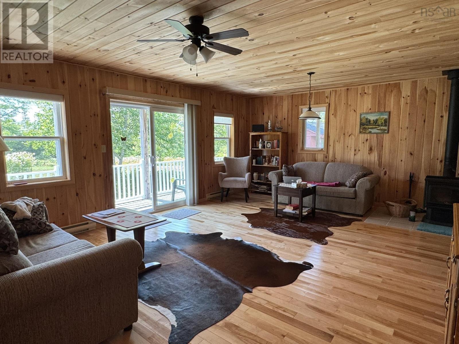 87 Somerset Drive, East Sable River, Nova Scotia  B0T 1V0 - Photo 12 - 202511109