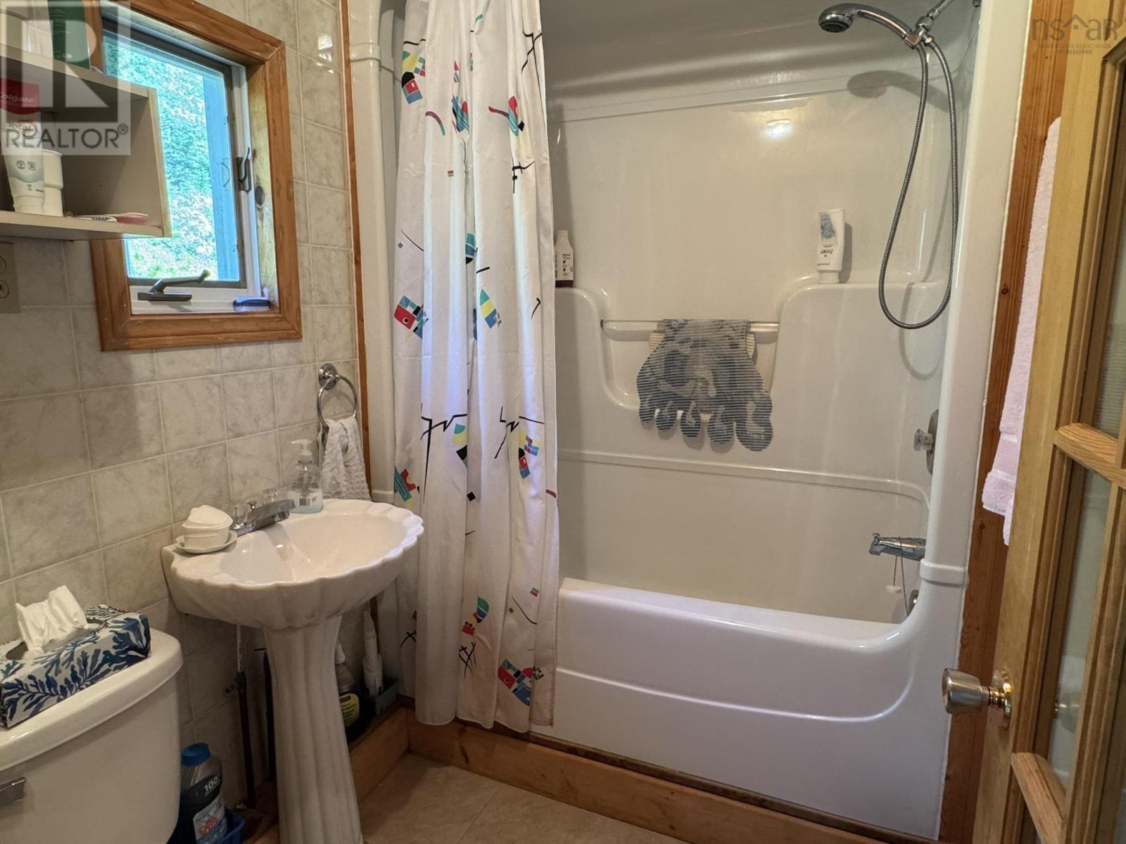 87 Somerset Drive, East Sable River, Nova Scotia  B0T 1V0 - Photo 27 - 202511109