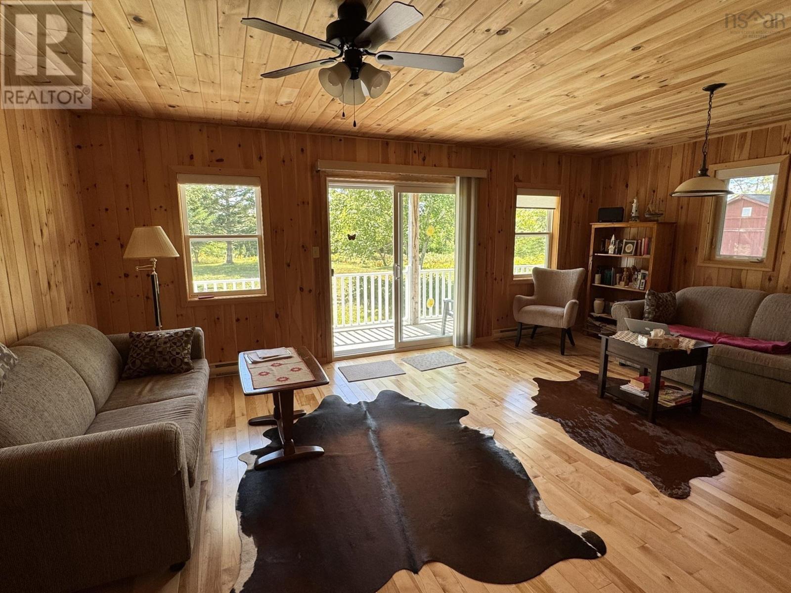 87 Somerset Drive, East Sable River, Nova Scotia  B0T 1V0 - Photo 11 - 202511109