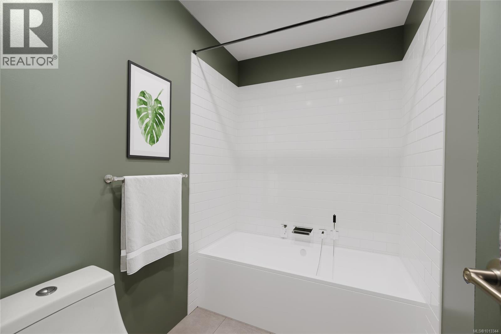 Lorem Ipsum Dolor, Cobble Hill, British Columbia  V0R  - Photo 18 - DEMO28855888