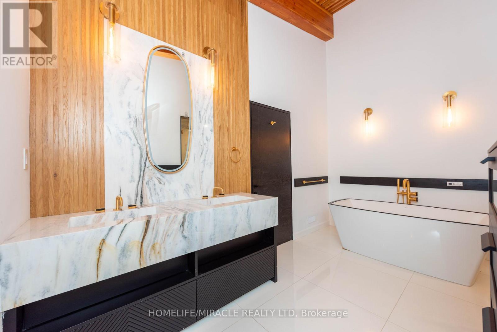 14020 Winston Churchill Boulevard, Caledon, Ontario  L7C 1P2 - Photo 31 - W12403413