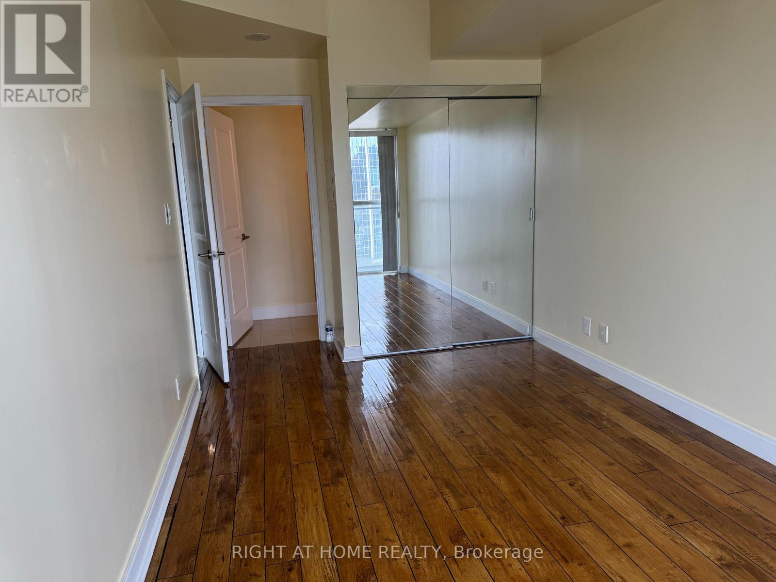 1101 - 50 Absolute Avenue, Mississauga, Ontario  L4Z 0A8 - Photo 6 - W12403425