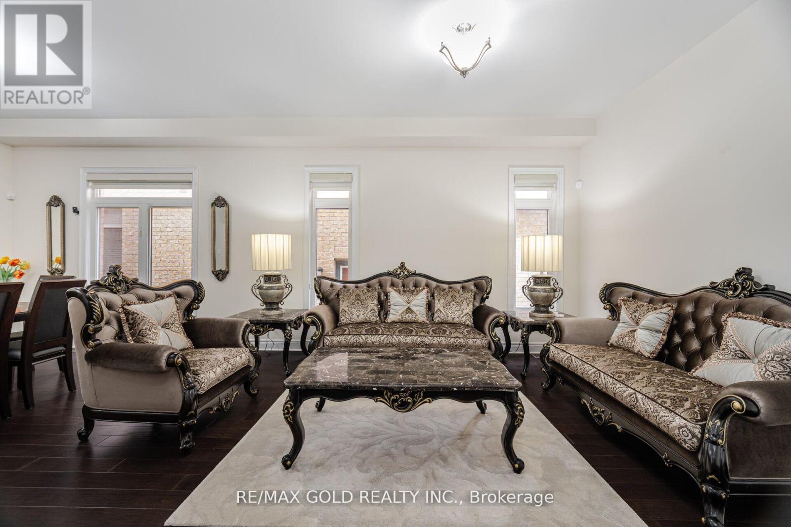 106 Rising Hill Ridge, Brampton, Ontario  L6Y 6B2 - Photo 10 - W12403438
