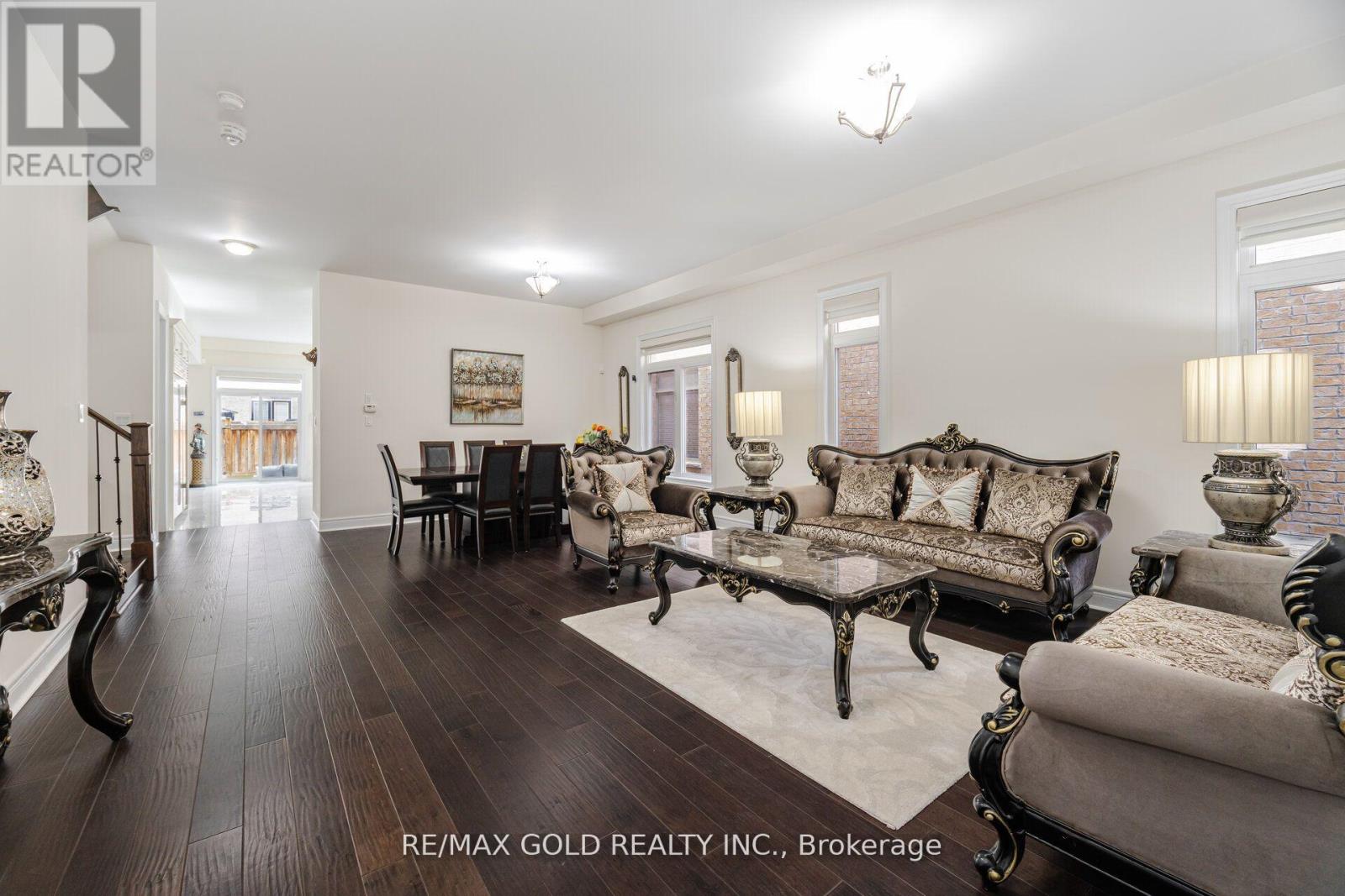 106 Rising Hill Ridge, Brampton, Ontario  L6Y 6B2 - Photo 11 - W12403438
