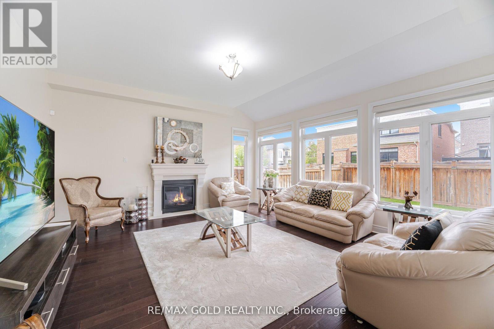 106 Rising Hill Ridge, Brampton, Ontario  L6Y 6B2 - Photo 18 - W12403438