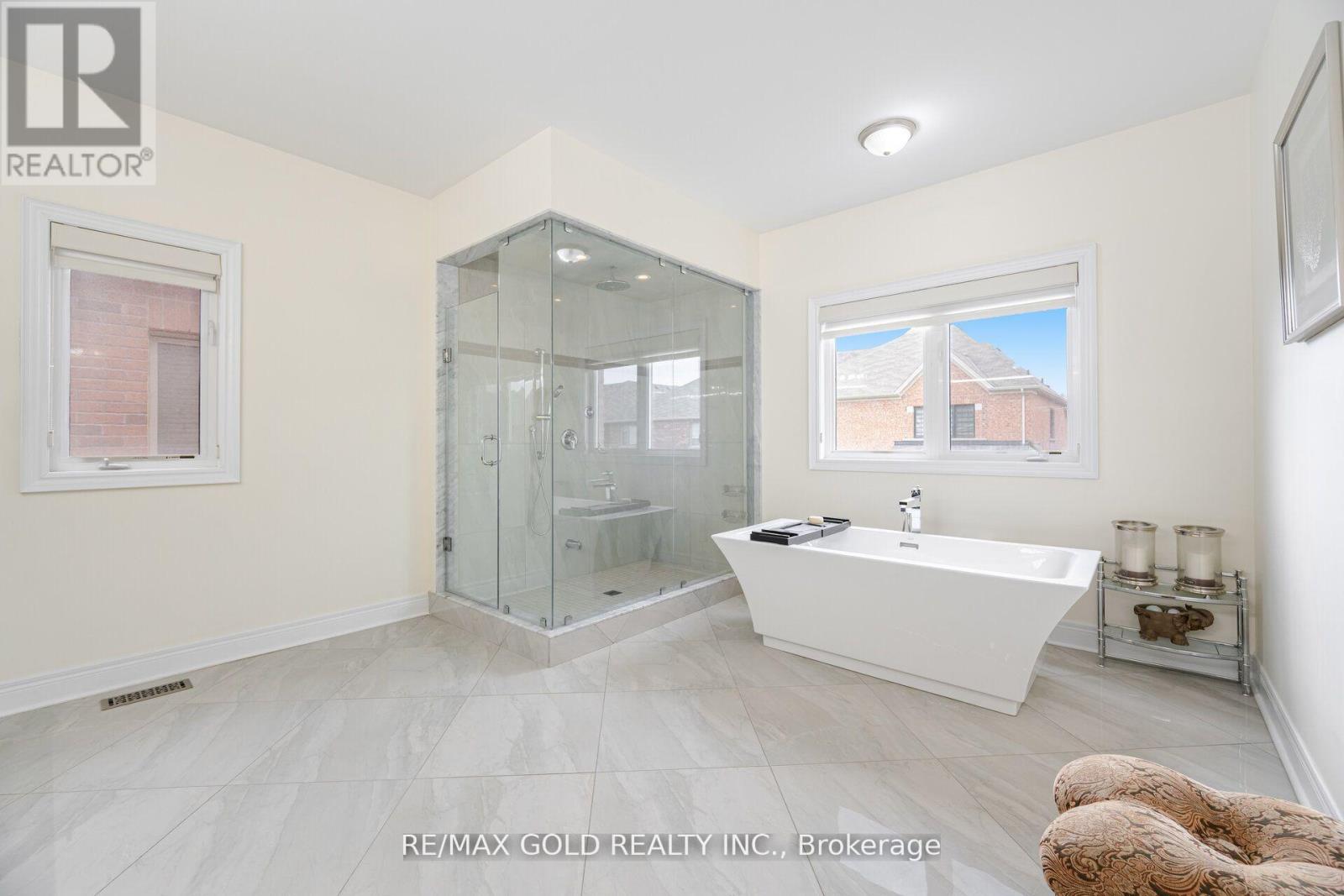 106 Rising Hill Ridge, Brampton, Ontario  L6Y 6B2 - Photo 32 - W12403438