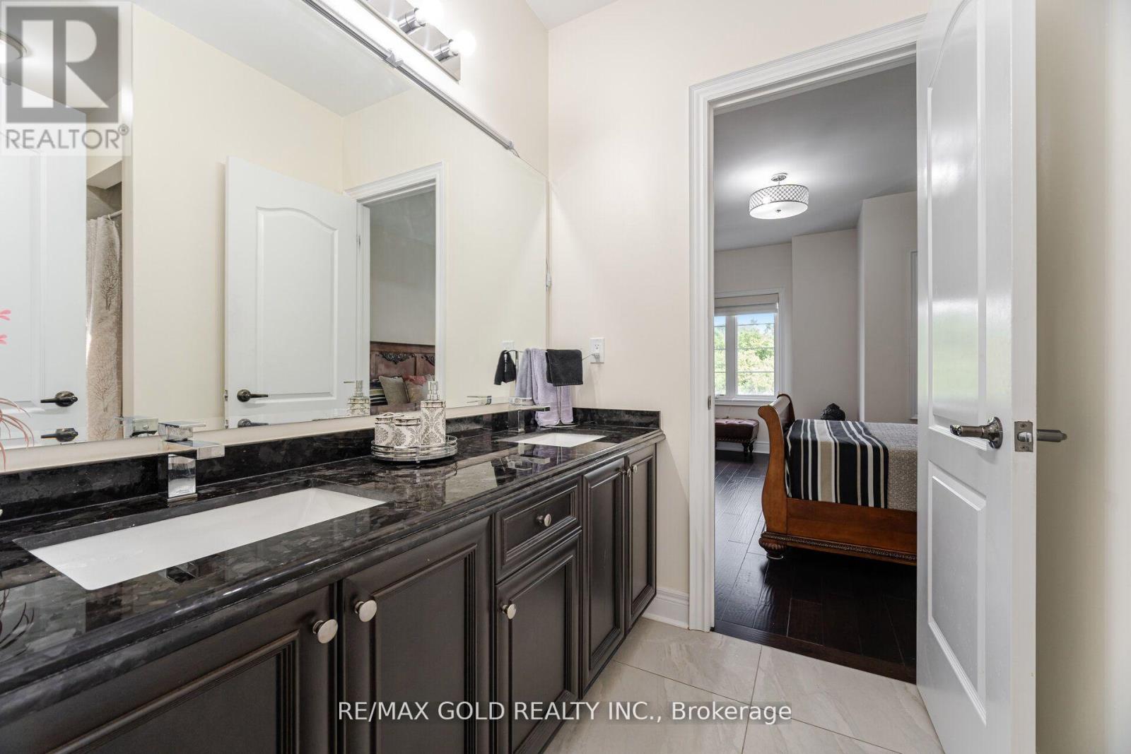 106 Rising Hill Ridge, Brampton, Ontario  L6Y 6B2 - Photo 41 - W12403438