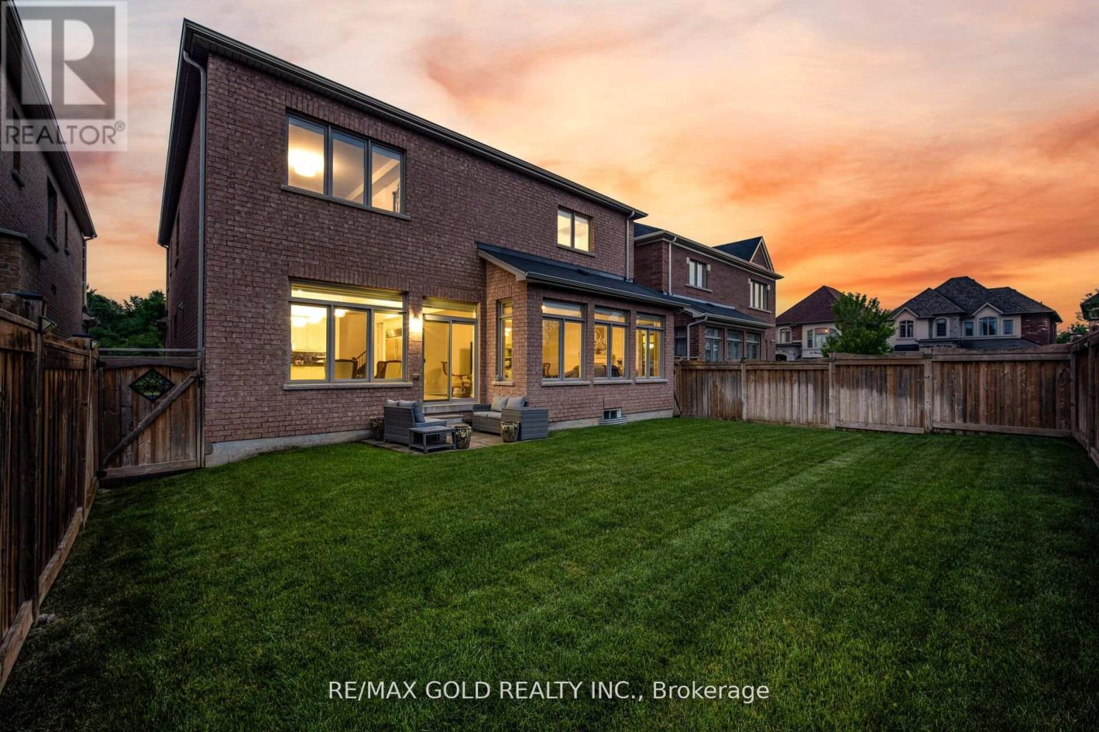 106 Rising Hill Ridge, Brampton, Ontario  L6Y 6B2 - Photo 46 - W12403438