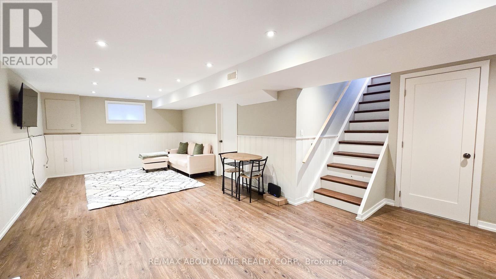 583 Taplow Crescent W, Oakville, Ontario  L6L 4V9 - Photo 15 - W12403469