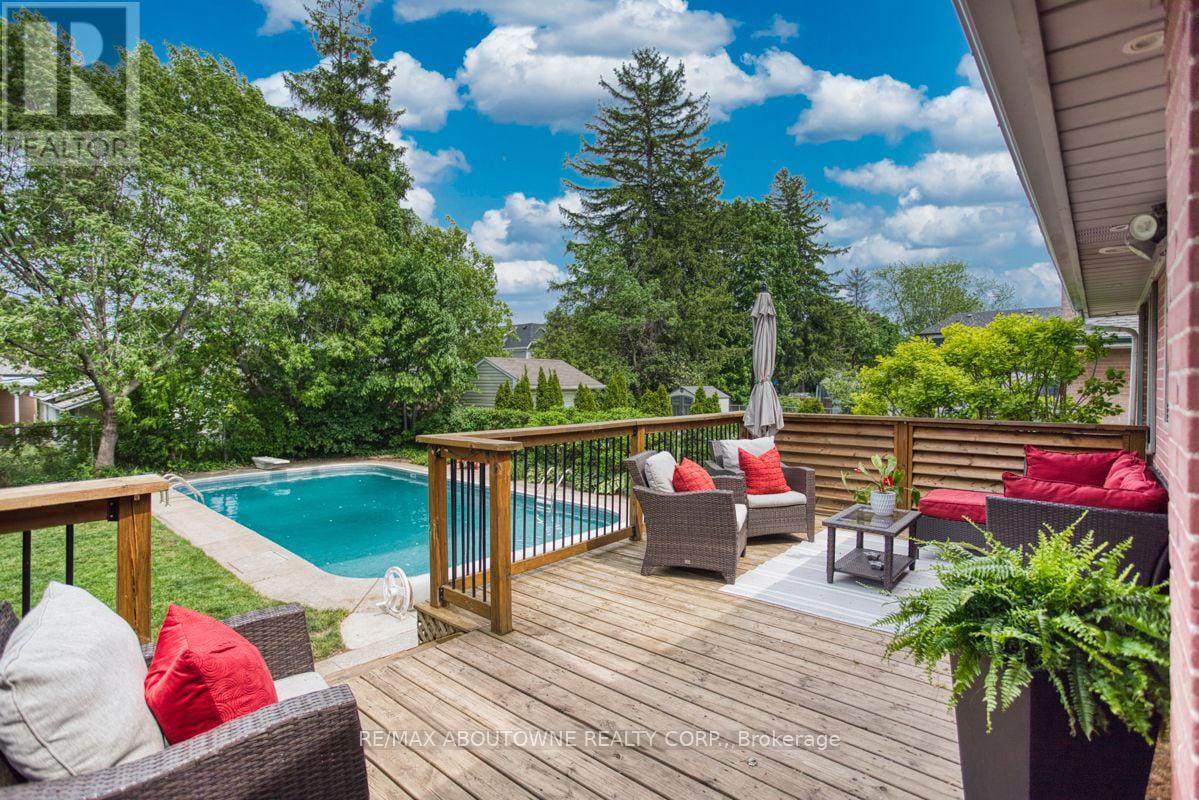 583 Taplow Crescent W, Oakville, Ontario  L6L 4V9 - Photo 21 - W12403469