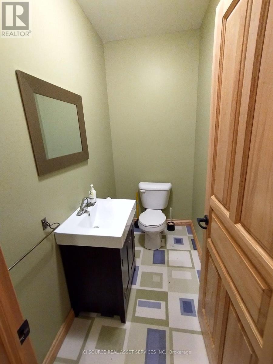 2nd Floor - 238 Josephine Street, North Huron, Ontario  N0G 2W0 - Photo 11 - X12403414