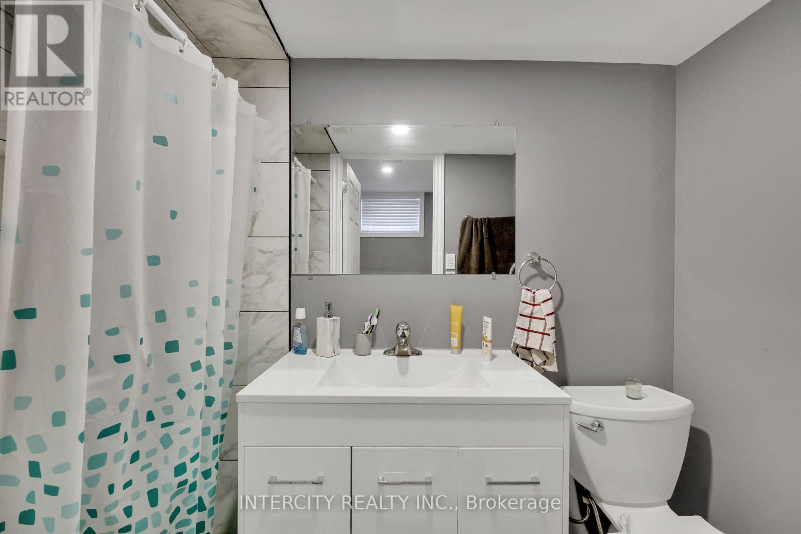 82 Molengraaf Way, Chatham-Kent, Ontario  N7M 0A2 - Photo 20 - X12403430