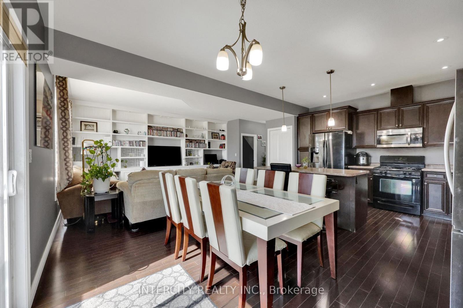 82 Molengraaf Way, Chatham-Kent, Ontario  N7M 0A2 - Photo 27 - X12403430