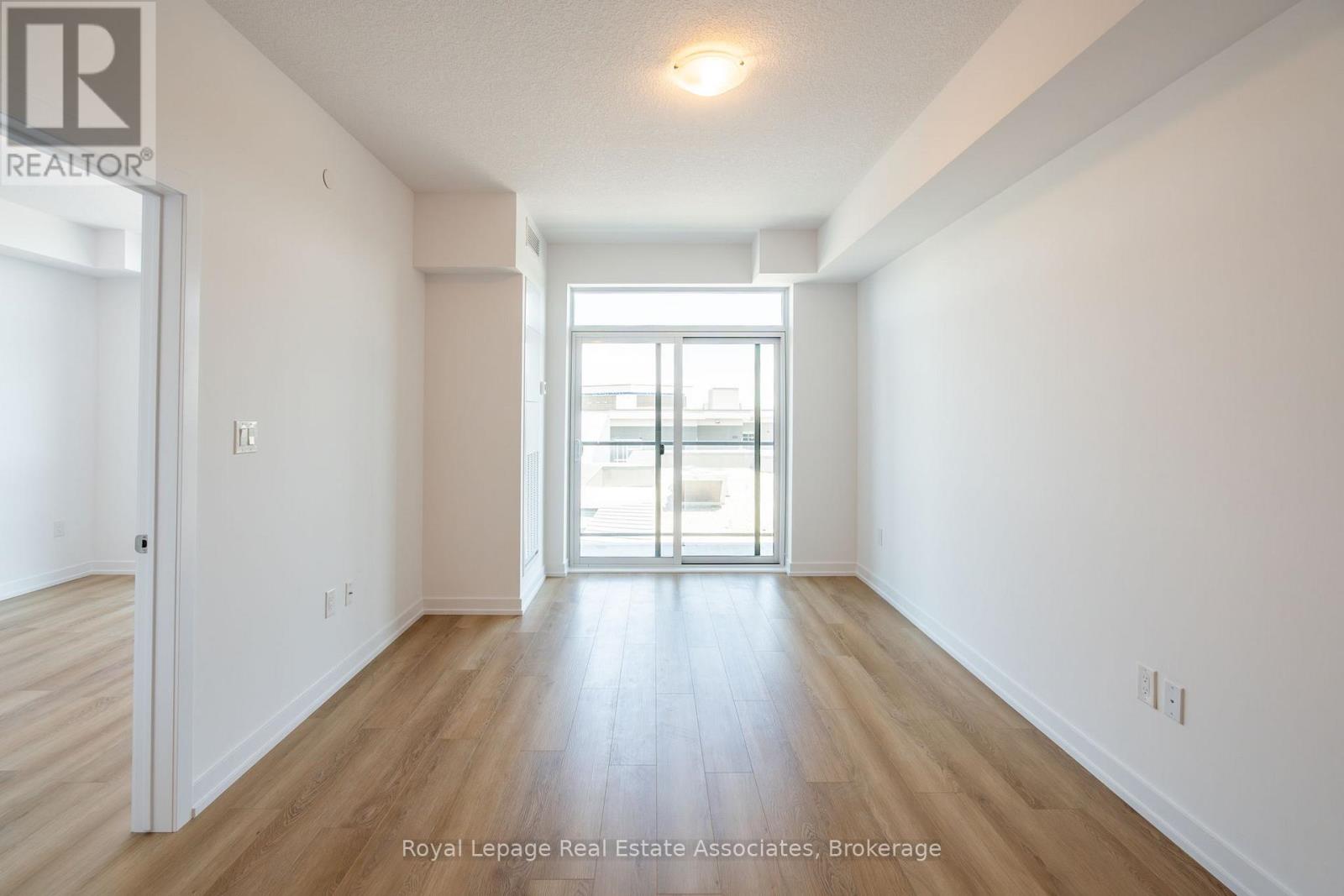 706 - 470 Dundas Street E, Hamilton, Ontario  L0R 2H4 - Photo 10 - X12403474