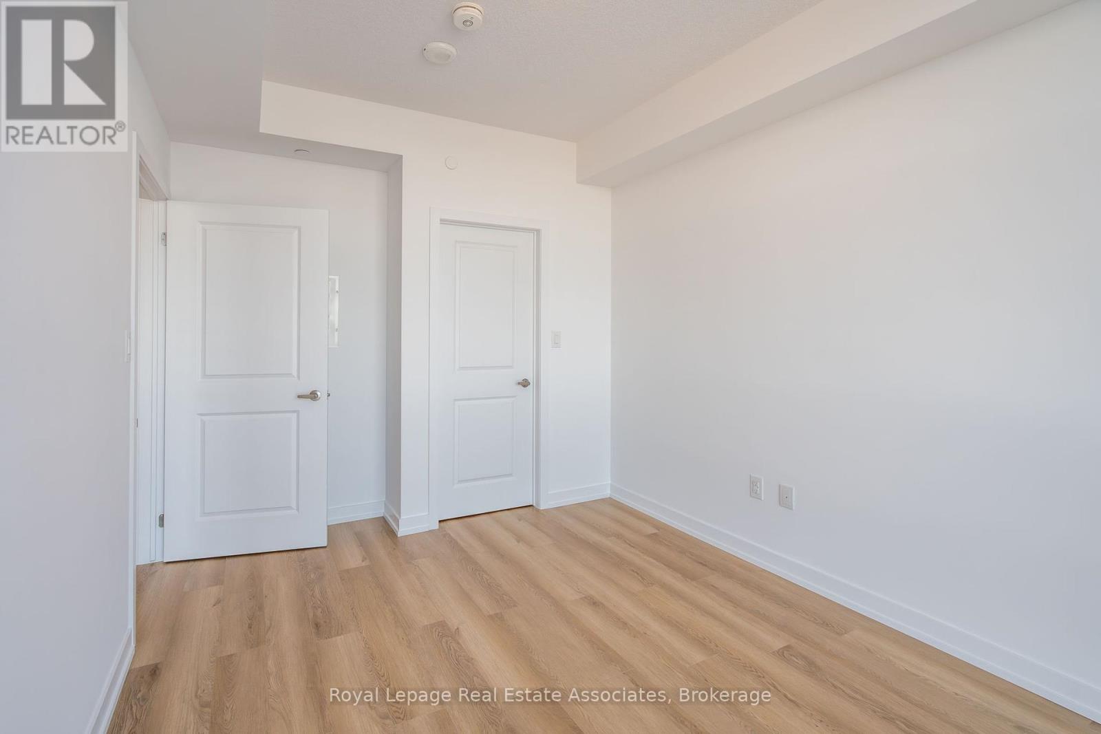 706 - 470 Dundas Street E, Hamilton, Ontario  L0R 2H4 - Photo 17 - X12403474