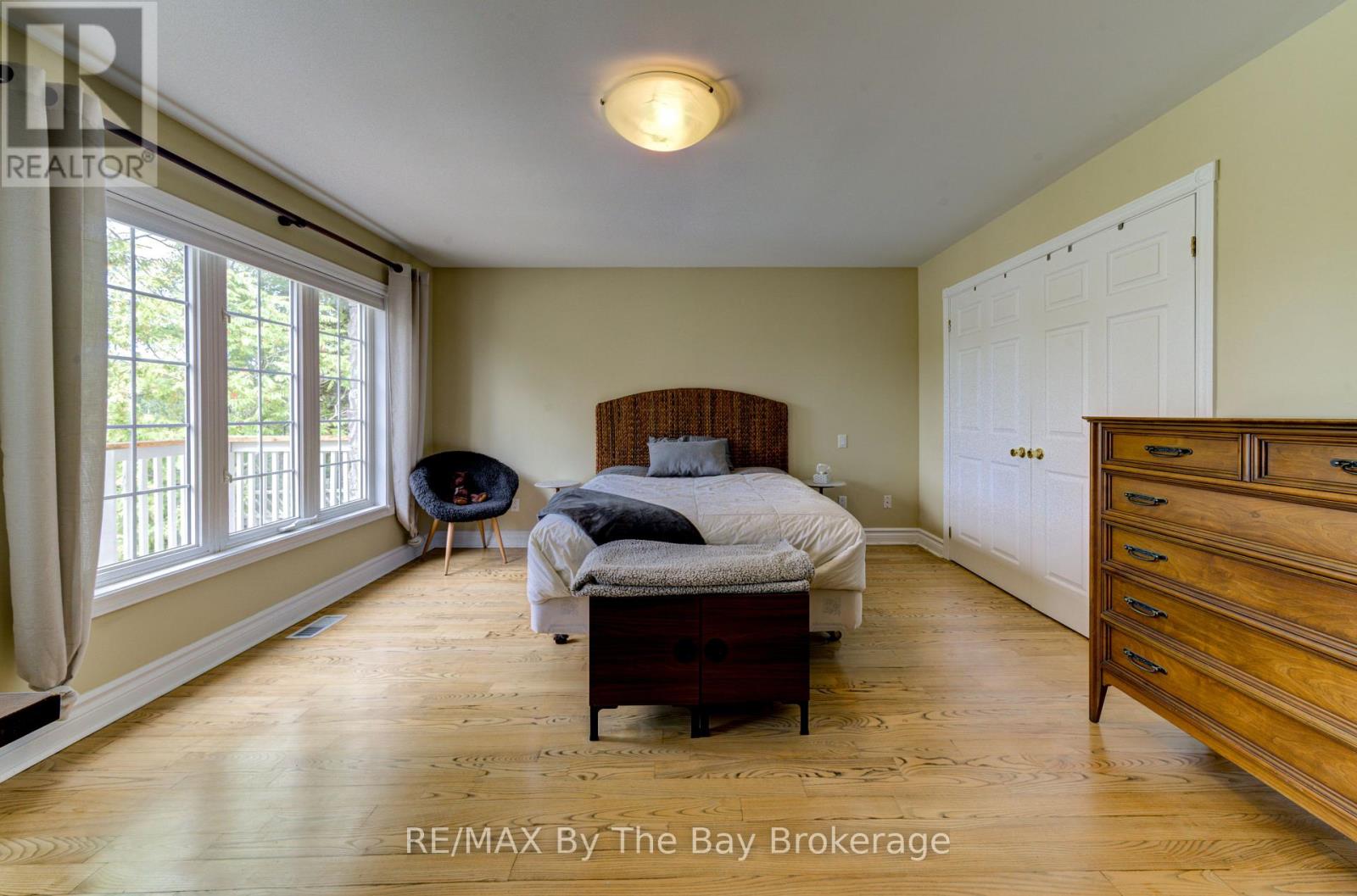 1902 River Road W, Wasaga Beach, Ontario  L9Z 2W2 - Photo 23 - S12403772