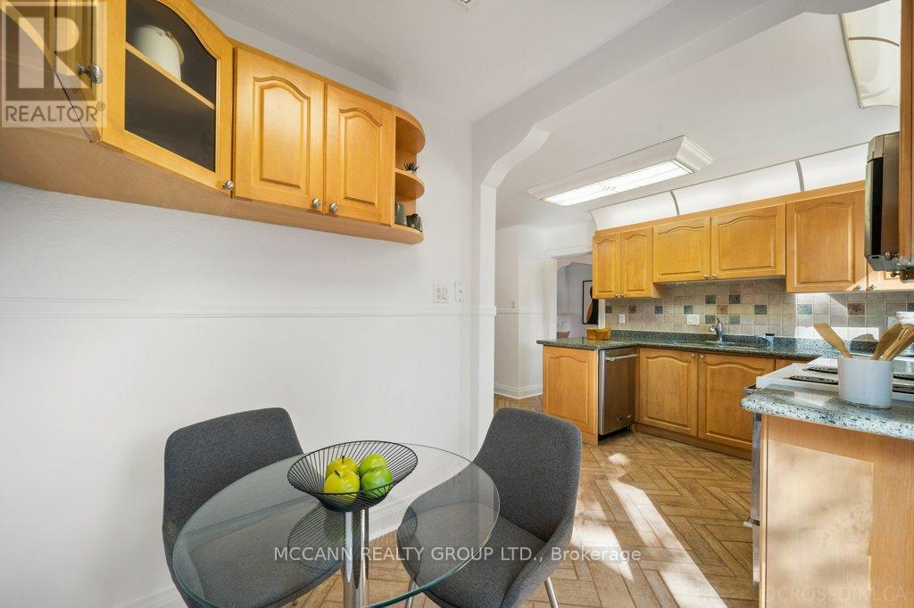 118 Braeside Road, Toronto (Lawrence Park North), Ontario  M4N 1Y2 - Photo 15 - C12403505