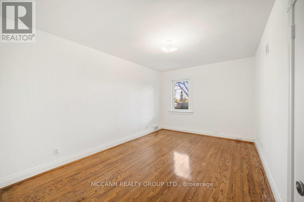 118 Braeside Road, Toronto (Lawrence Park North), Ontario  M4N 1Y2 - Photo 25 - C12403505