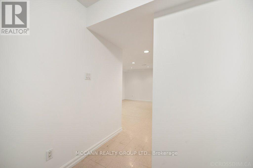 118 Braeside Road, Toronto (Lawrence Park North), Ontario  M4N 1Y2 - Photo 28 - C12403505