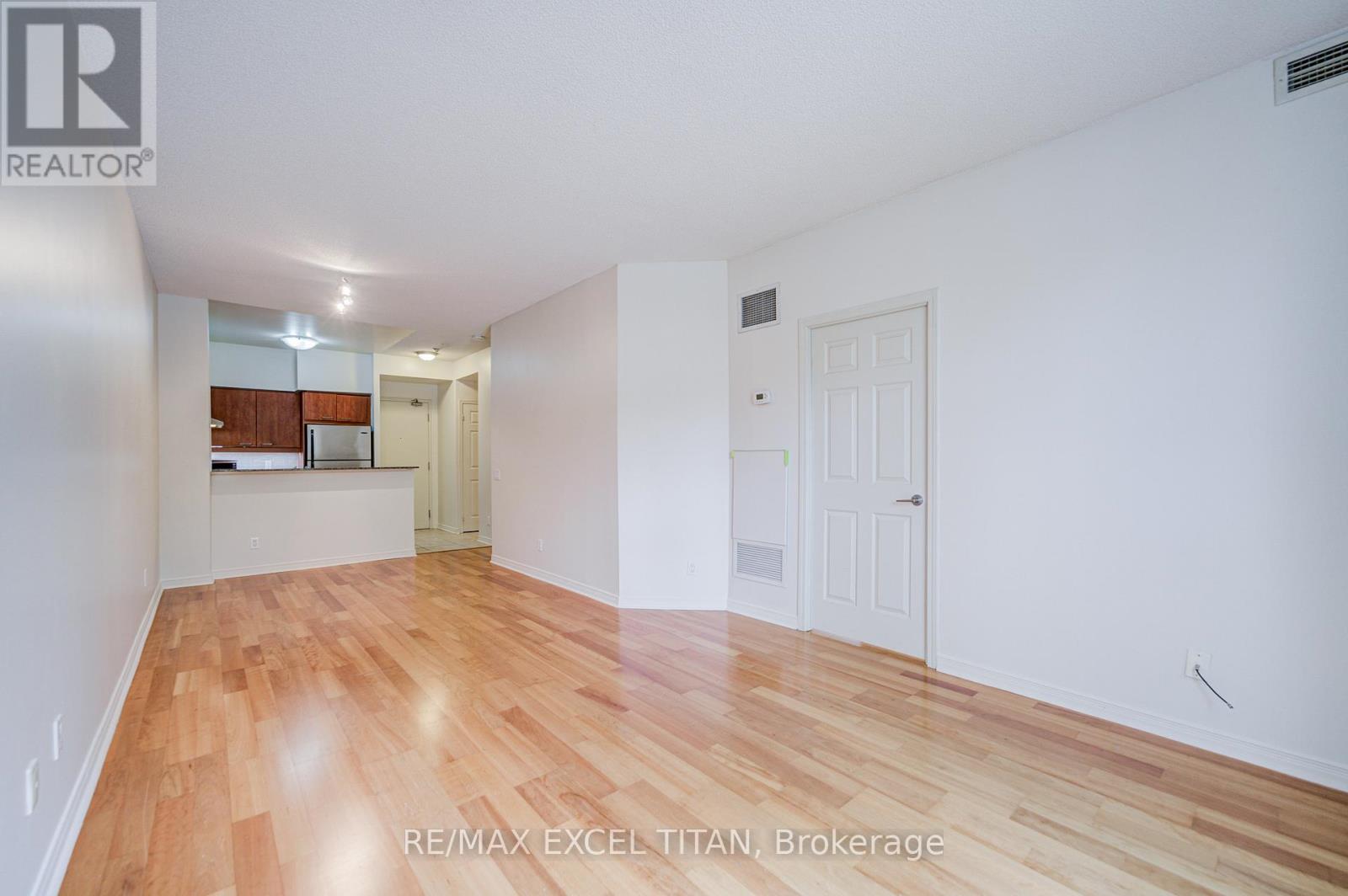 110 - 455 Rosewell Avenue, Toronto (Lawrence Park North), Ontario  M4R 2B6 - Photo 7 - C12403659