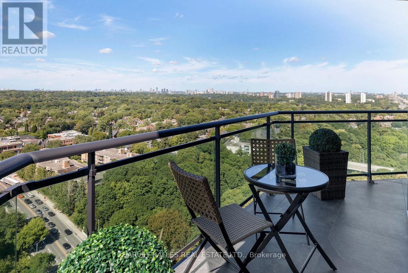 2701 - 300 Bloor Street E, Toronto, Ontario  M4W 3Y2 - Photo 32 - C12356674