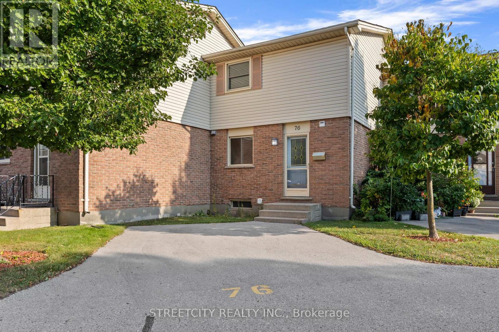 76 - 230 Clarke Road, London East, Ontario  N5W 5P5 - Photo 1 - X12403734