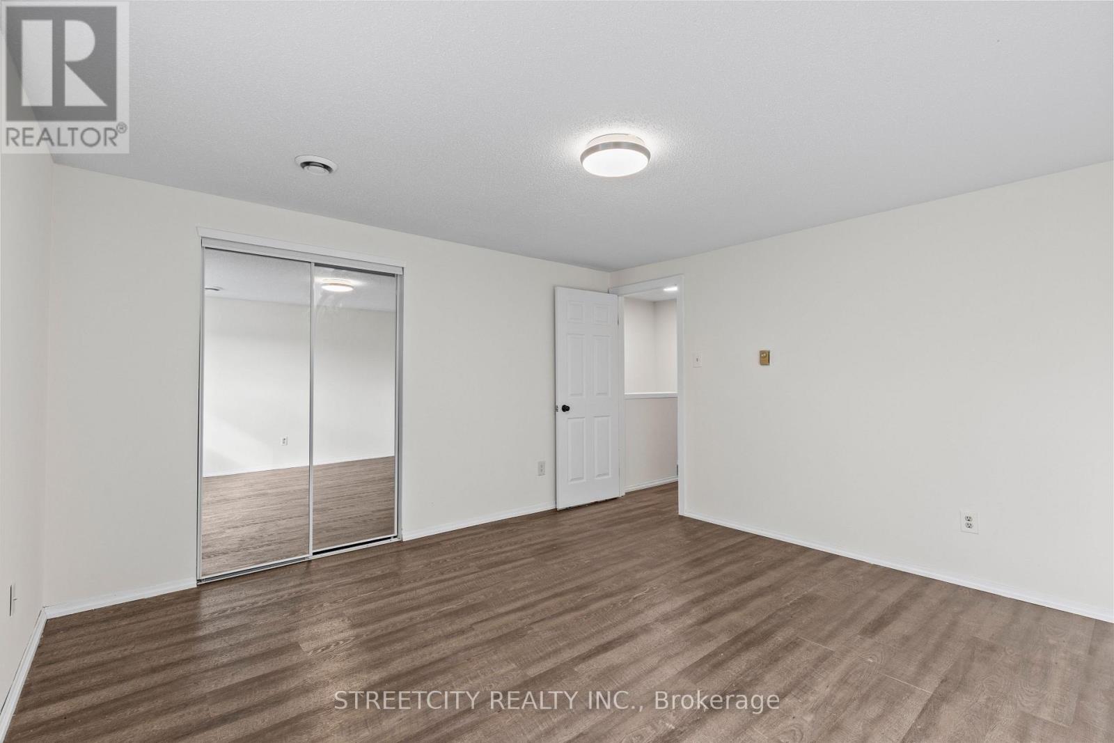 36 - 577 Third Street, London East, Ontario  N5V 4B9 - Photo 11 - X12403749