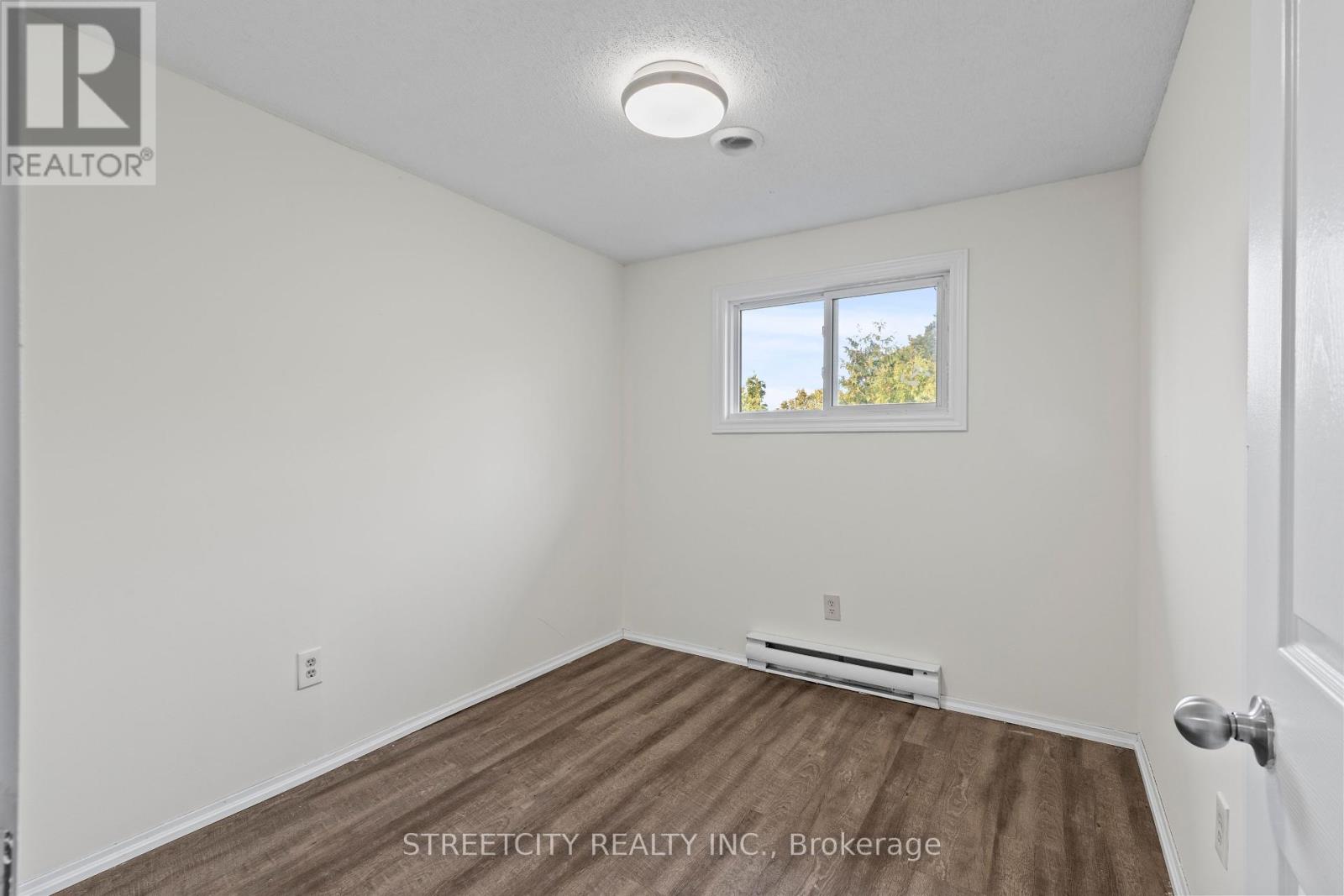36 - 577 Third Street, London East, Ontario  N5V 4B9 - Photo 14 - X12403749