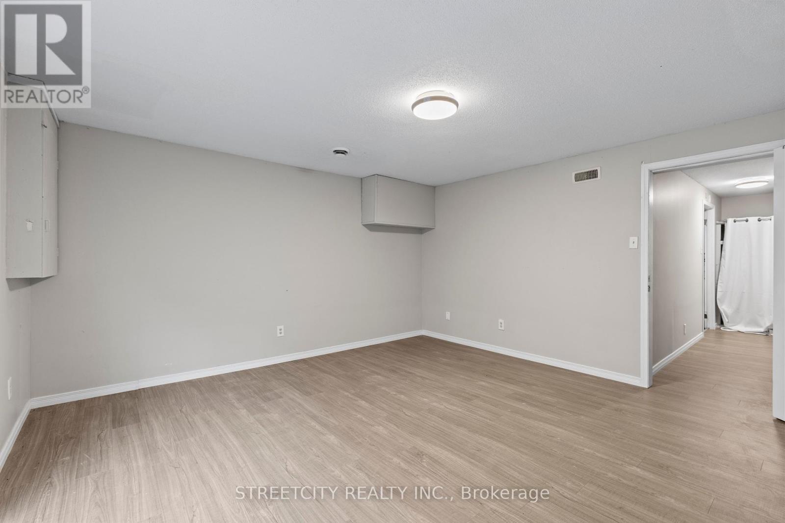 36 - 577 Third Street, London East, Ontario  N5V 4B9 - Photo 17 - X12403749