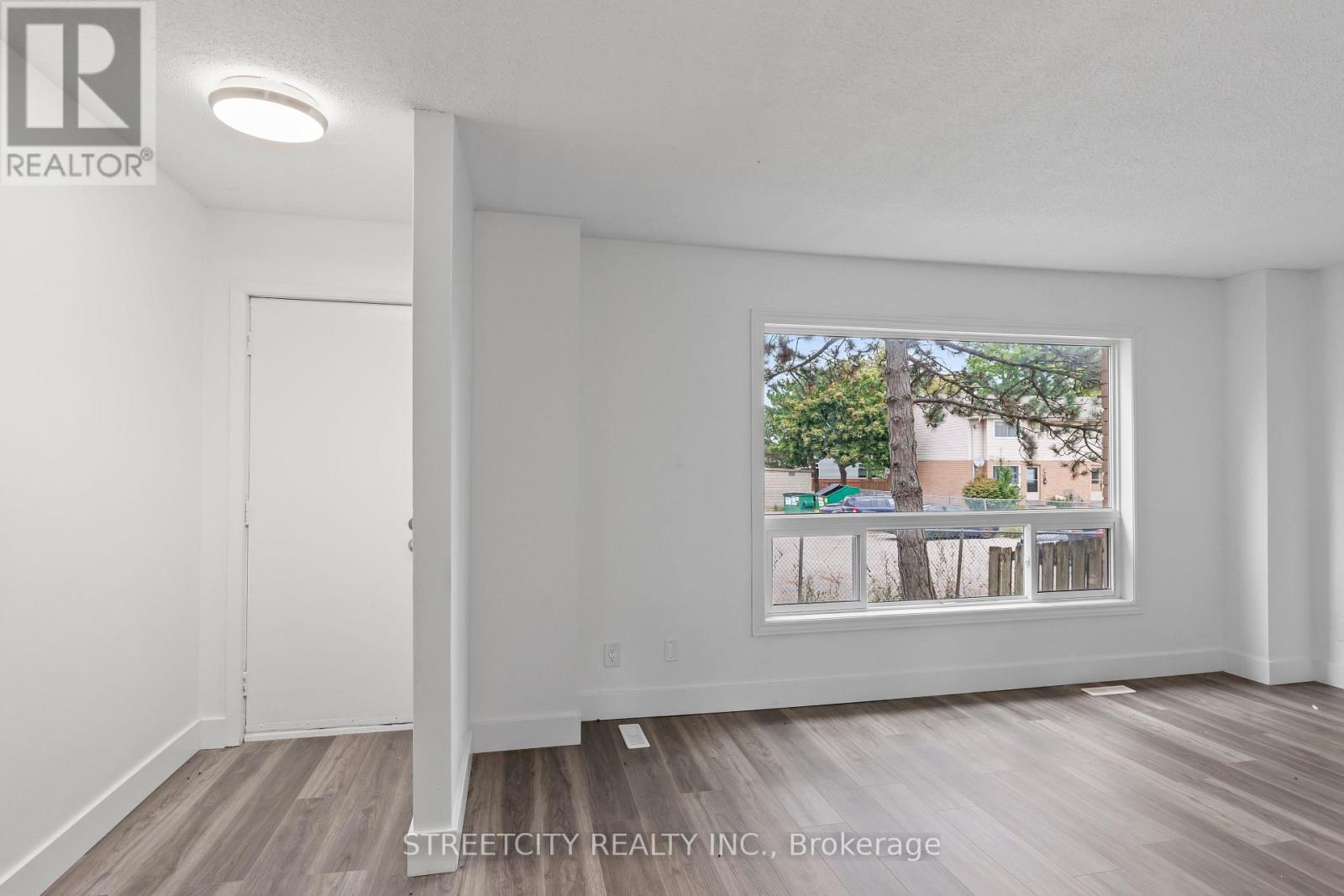 59 - 550 Second Street, London East, Ontario  N5V 3S3 - Photo 10 - X12403755