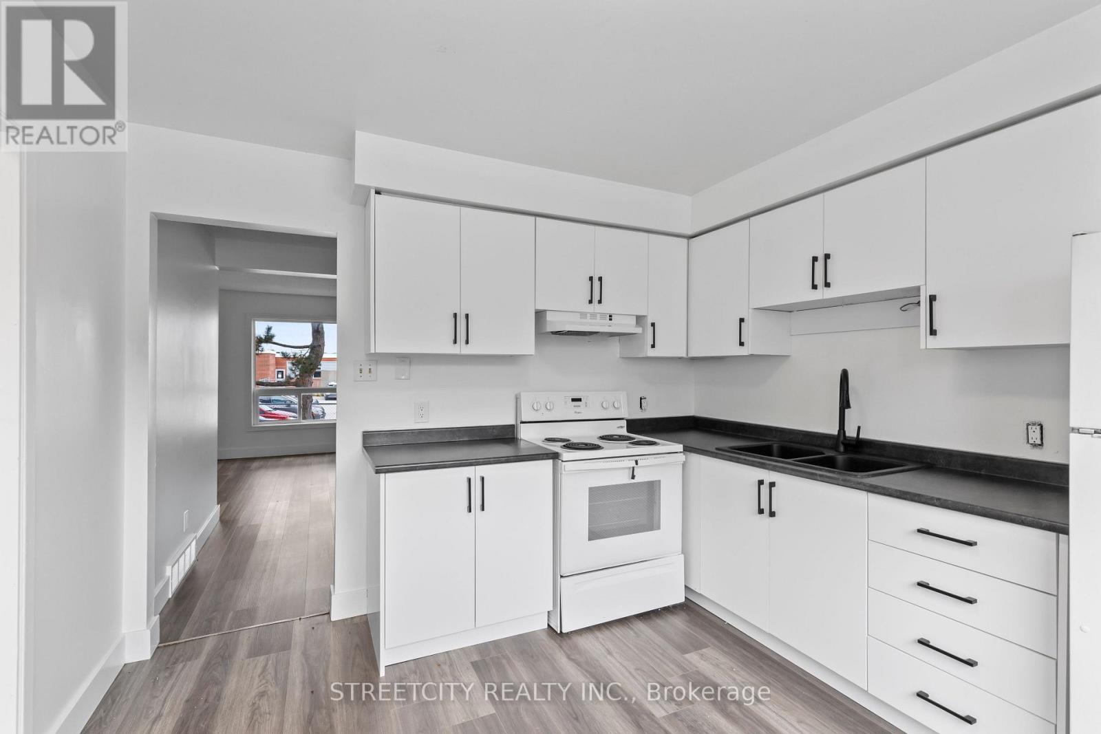 59 - 550 Second Street, London East, Ontario  N5V 3S3 - Photo 5 - X12403755