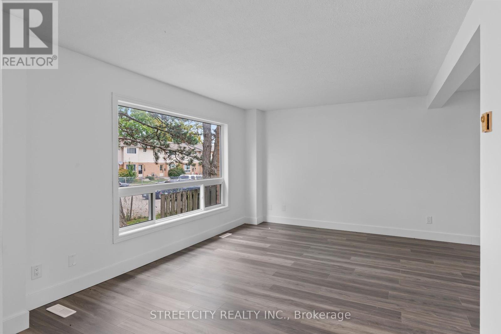 59 - 550 Second Street, London East, Ontario  N5V 3S3 - Photo 8 - X12403755