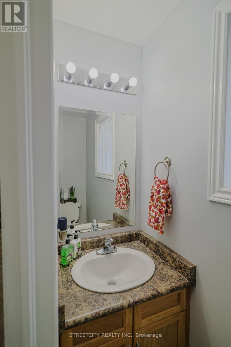 835 Sandcherry Street, London North, Ontario  N6H 5V1 - Photo 25 - X12403762