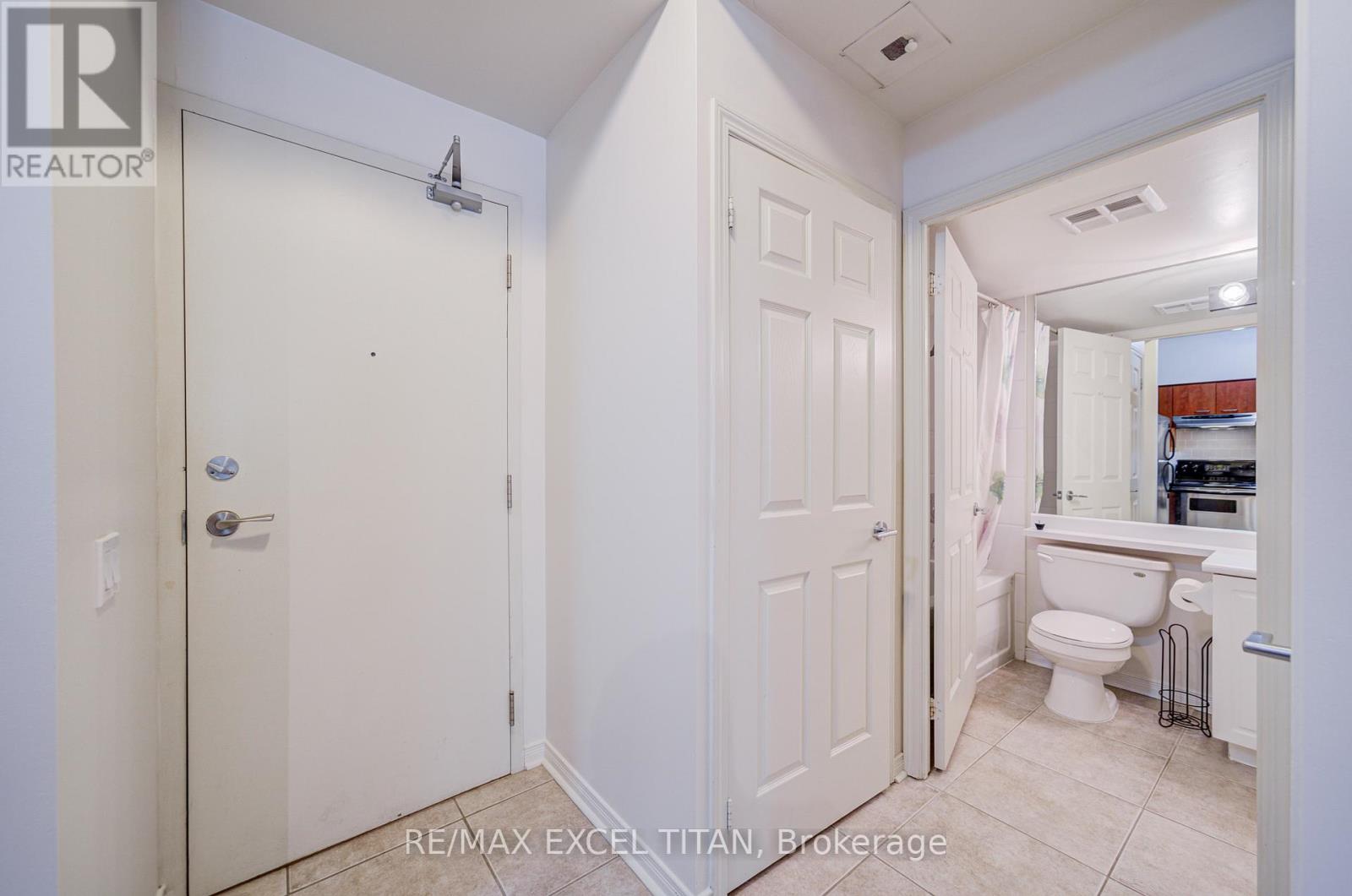 110 - 455 Rosewell Avenue, Toronto (Lawrence Park North), Ontario  M4R 2B6 - Photo 11 - C12403659