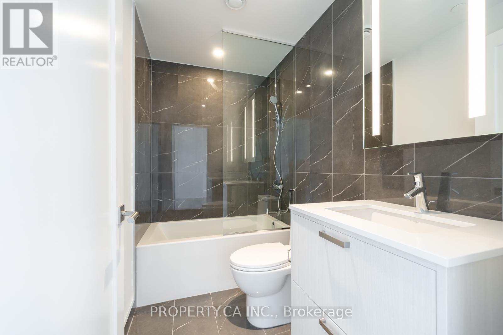 1331 - 155 Merchants Wharf, Toronto (Waterfront Communities), Ontario  M5B 1A6 - Photo 20 - C12403528