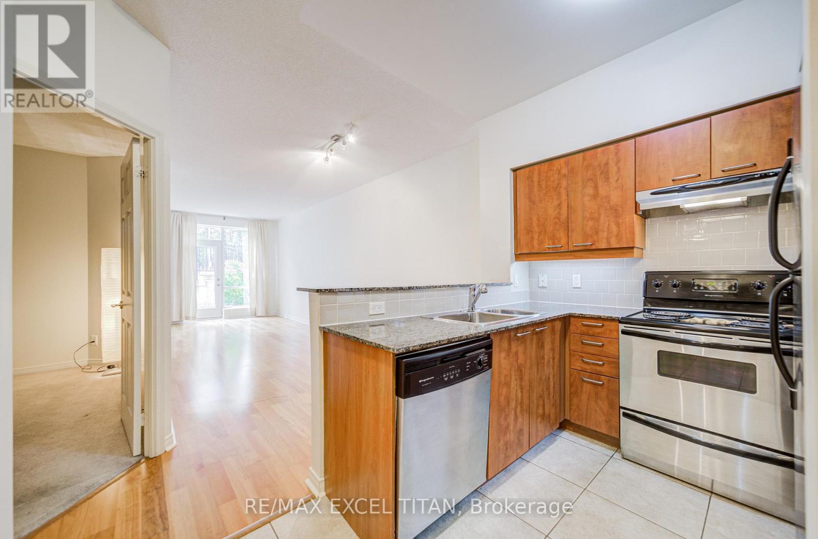 110 - 455 Rosewell Avenue, Toronto (Lawrence Park North), Ontario  M4R 2B6 - Photo 10 - C12403659