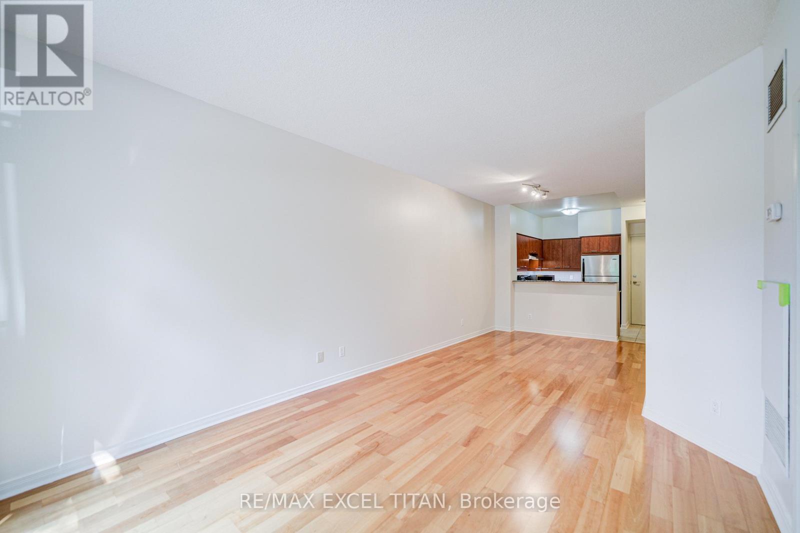 110 - 455 Rosewell Avenue, Toronto (Lawrence Park North), Ontario  M4R 2B6 - Photo 8 - C12403659