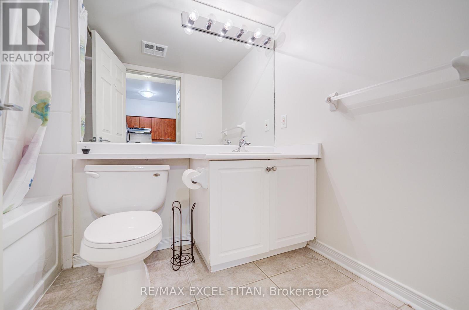 110 - 455 Rosewell Avenue, Toronto (Lawrence Park North), Ontario  M4R 2B6 - Photo 17 - C12403659