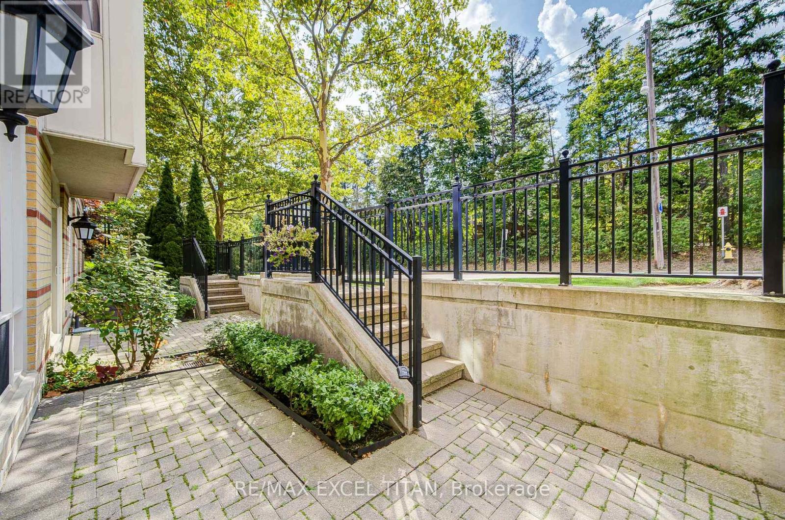 110 - 455 Rosewell Avenue, Toronto (Lawrence Park North), Ontario  M4R 2B6 - Photo 44 - C12403659
