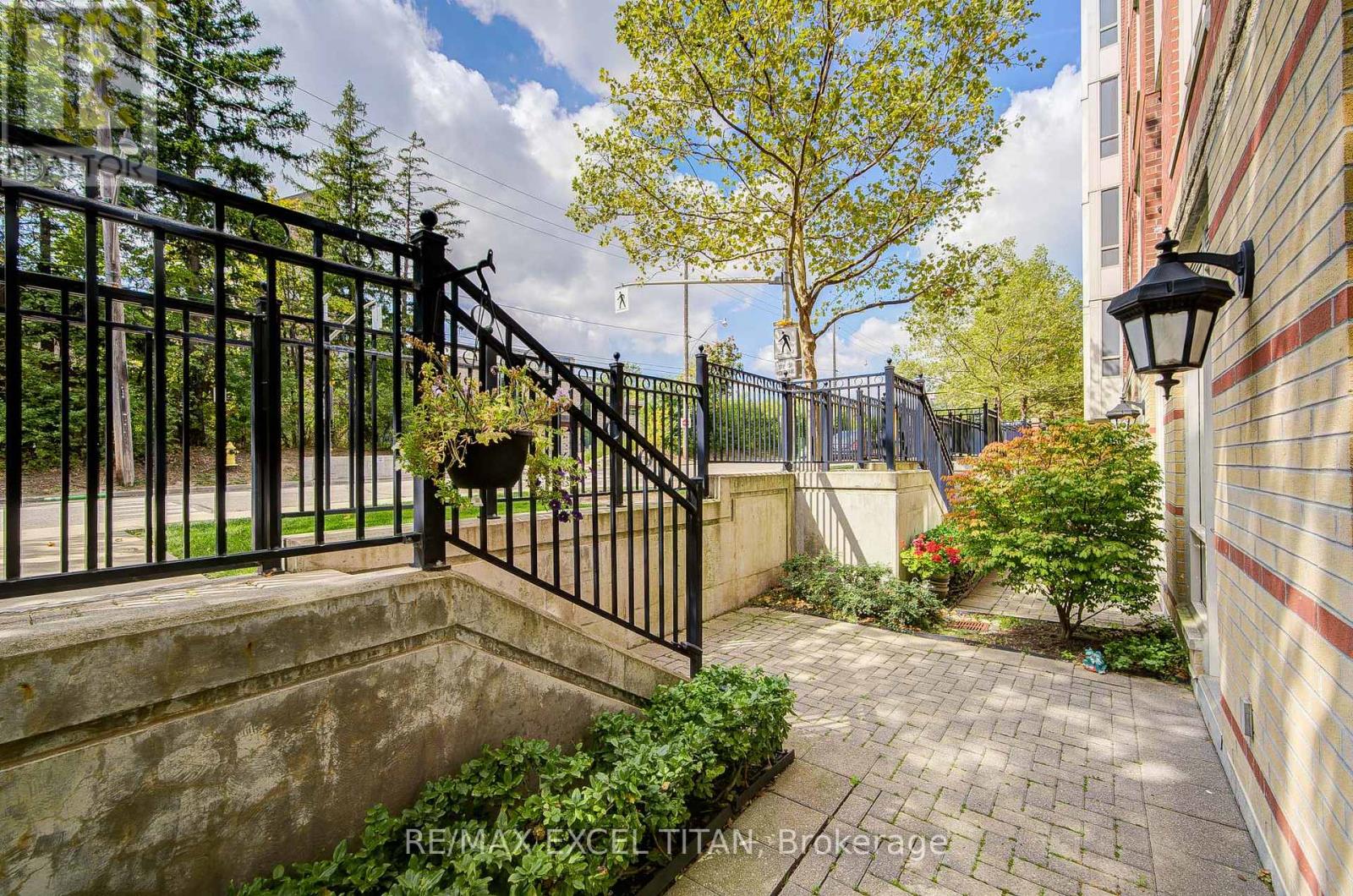 110 - 455 Rosewell Avenue, Toronto (Lawrence Park North), Ontario  M4R 2B6 - Photo 34 - C12403659