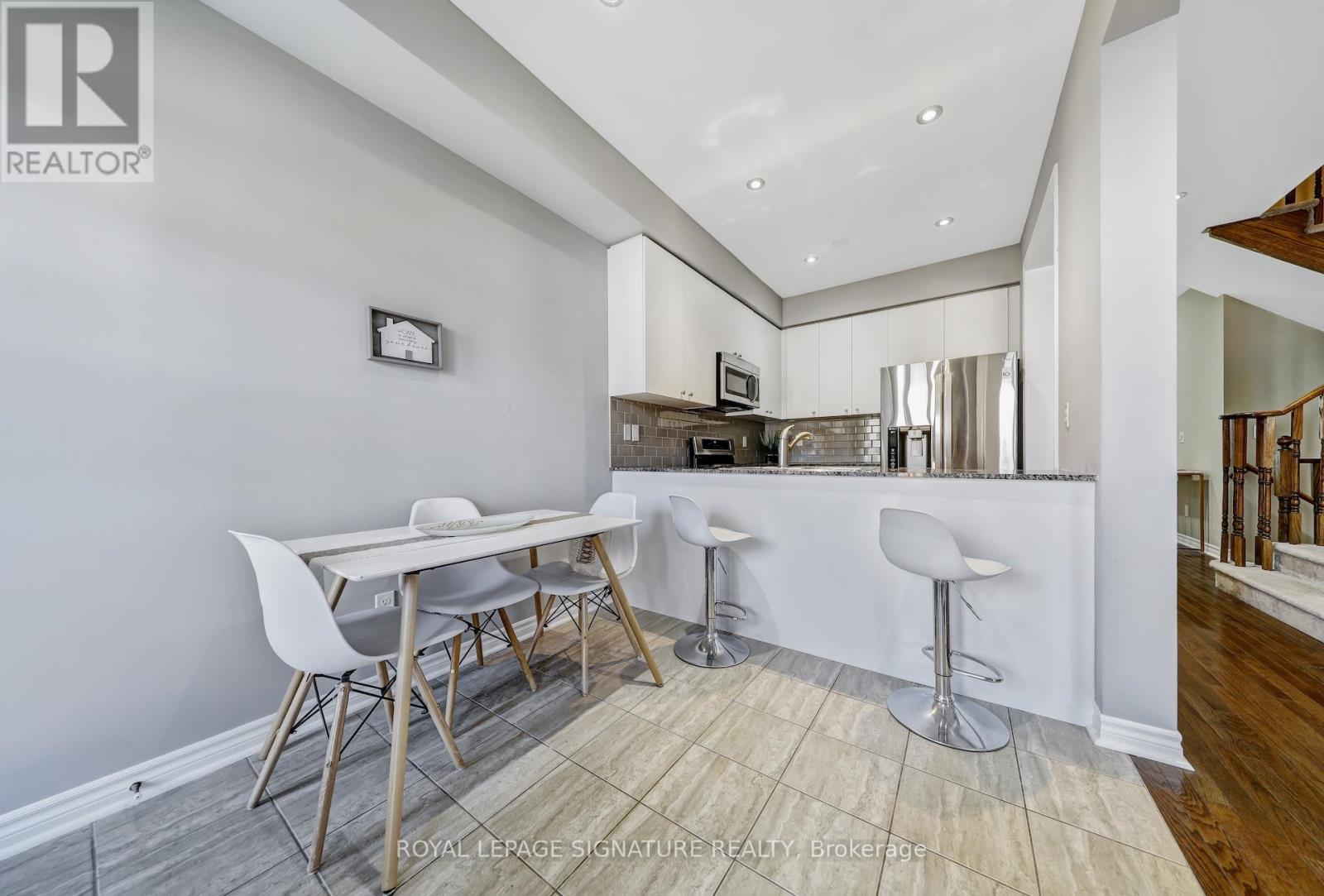 2442 Earl Grey Avenue, Pickering, Ontario  L1X 0B9 - Photo 15 - E12403541
