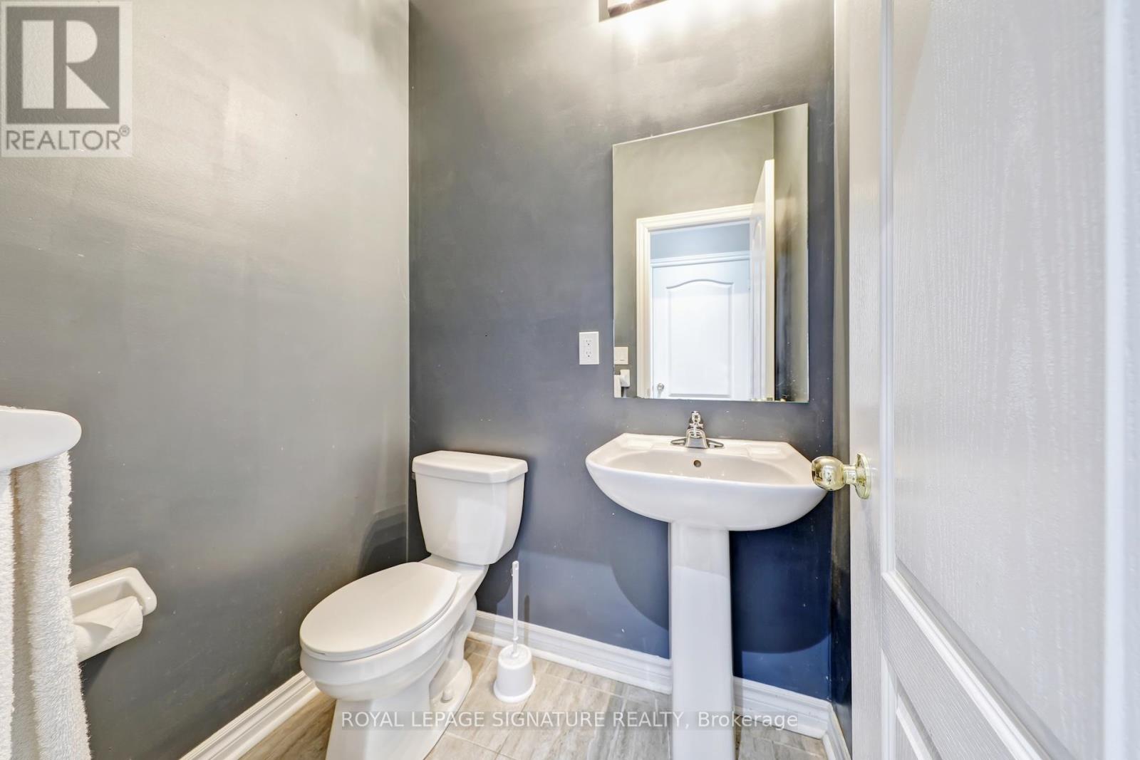2442 Earl Grey Avenue, Pickering, Ontario  L1X 0B9 - Photo 33 - E12403541