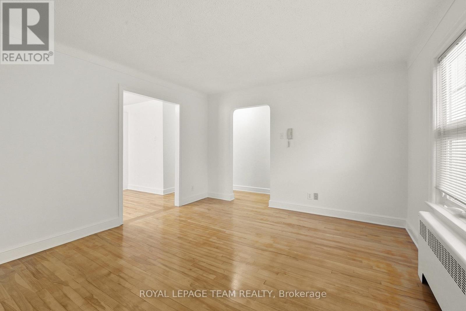 2 - 1089 North River Road, Ottawa, Ontario  K1K 3W1 - Photo 12 - X12403761