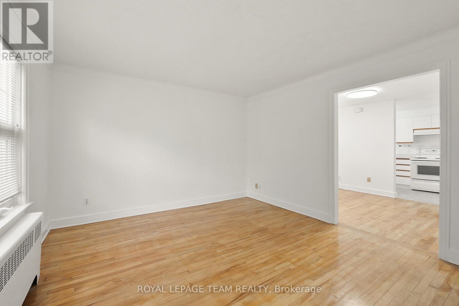 2 - 1089 North River Road, Ottawa, Ontario  K1K 3W1 - Photo 13 - X12403761