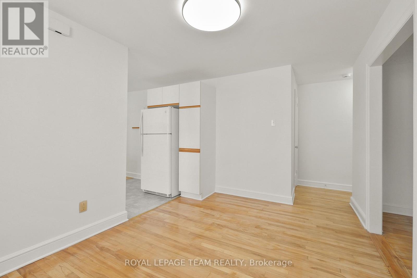 2 - 1089 North River Road, Ottawa, Ontario  K1K 3W1 - Photo 16 - X12403761