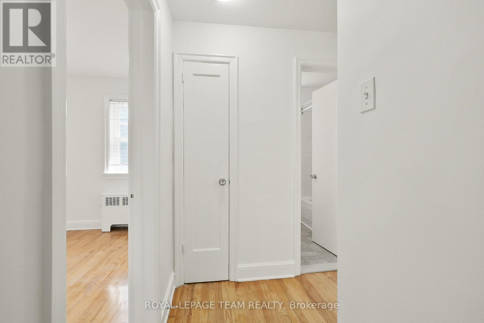 2 - 1089 North River Road, Ottawa, Ontario  K1K 3W1 - Photo 21 - X12403761