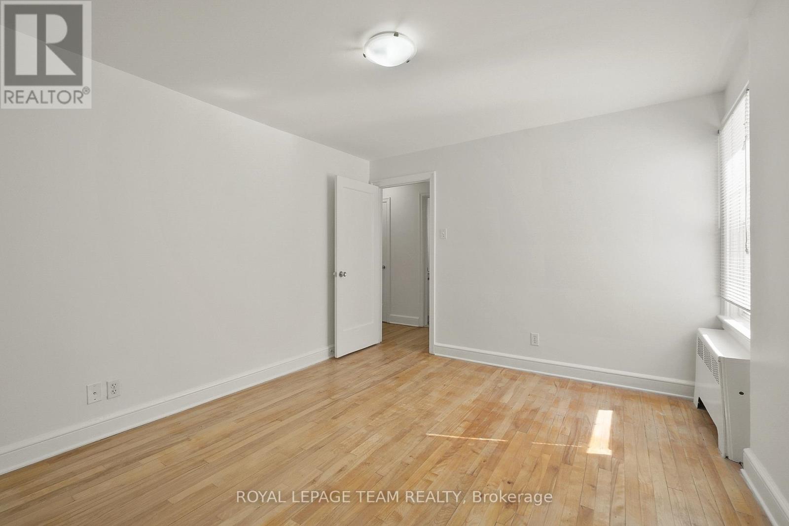 2 - 1089 North River Road, Ottawa, Ontario  K1K 3W1 - Photo 24 - X12403761