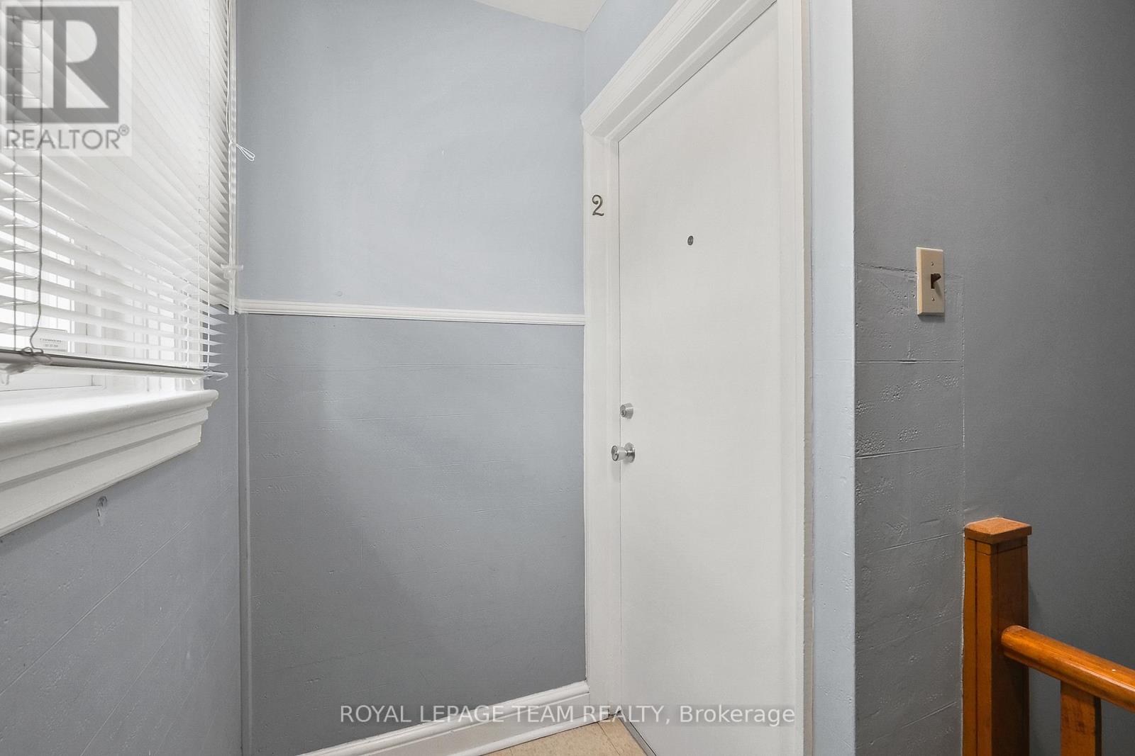 2 - 1089 North River Road, Ottawa, Ontario  K1K 3W1 - Photo 8 - X12403761